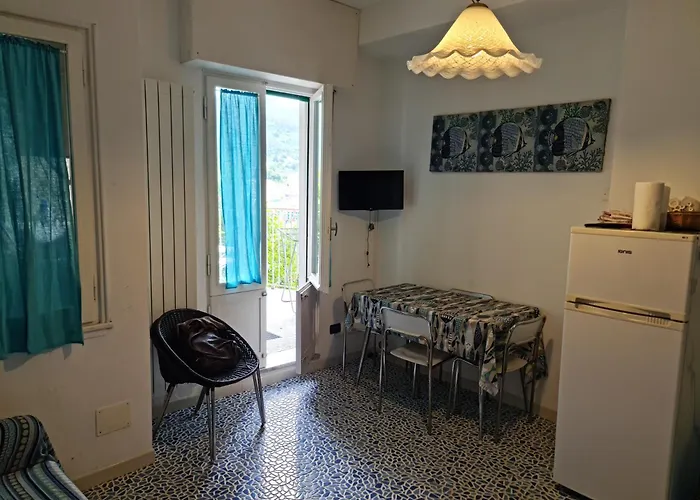 Bilocale Vicinissimo 50m Mare 아파트 레반토